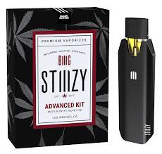 Stiiizy X Blend Advanced Kit- Sold Instore Only